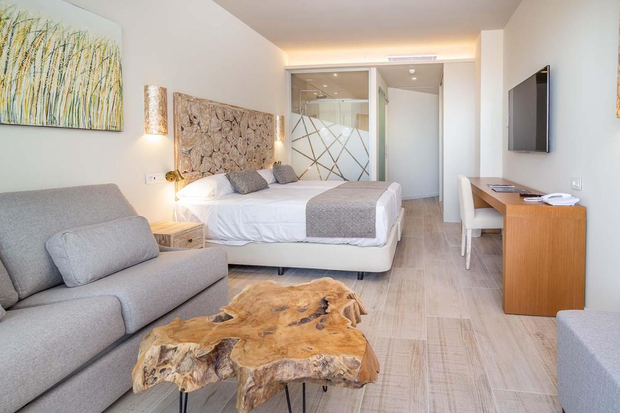 Zahara Beach & Spa By Qhotels - Adults Recommended Zahara de los Atunes Eksteriør bilde Deluxe room